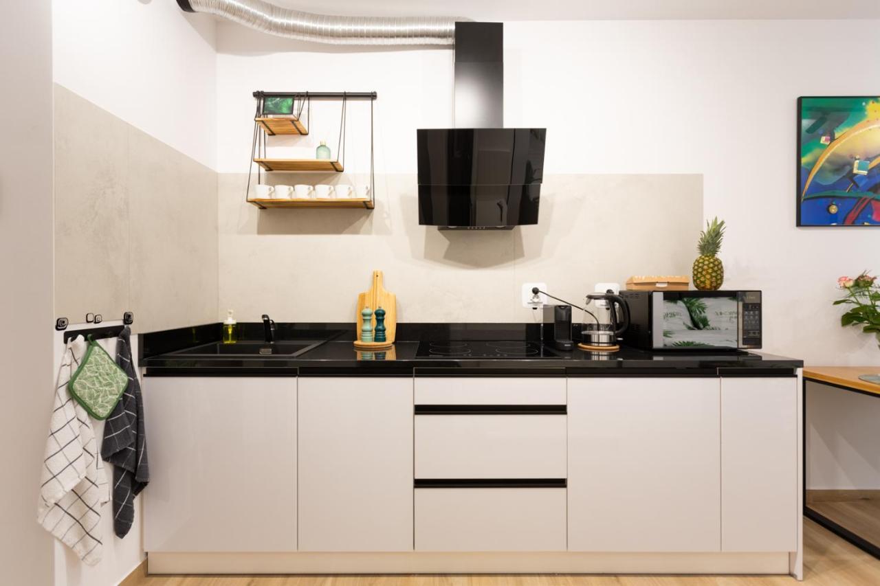 Luxurycity With Terrace Apartment *